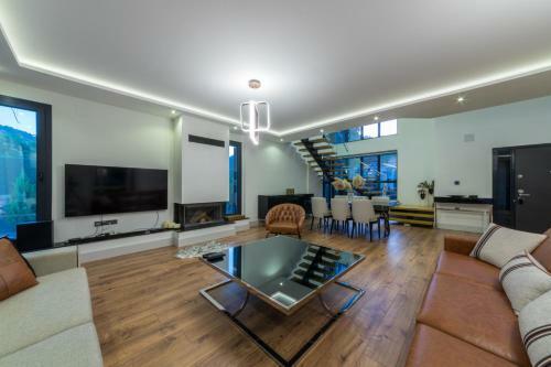 Villa Palmiye Icmeler Daily Weekly Rentals