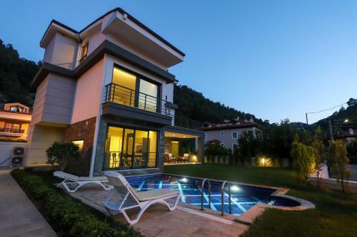 Villa Grass Icmeler Marmaris Daily Weekly Rentals