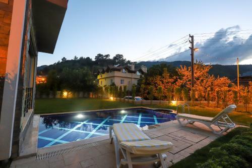 Villa Grass Icmeler Marmaris Daily Weekly Rentals