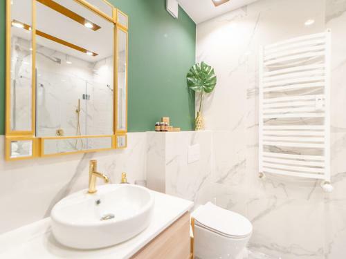 Apartamenty B??kit Na Fali - Miodowy Dom