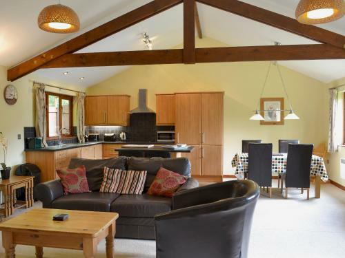 Oaktree Cottage