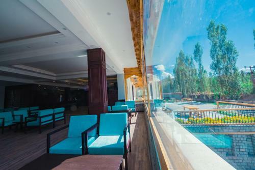 Samaya Hotel