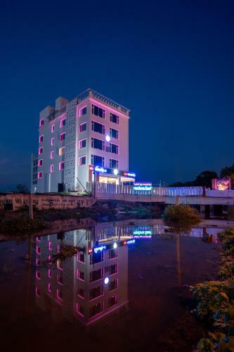 La Vivanta Hotel