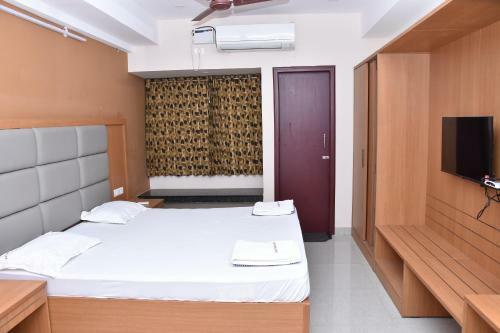 Hotel Vijay Krishna Mahal