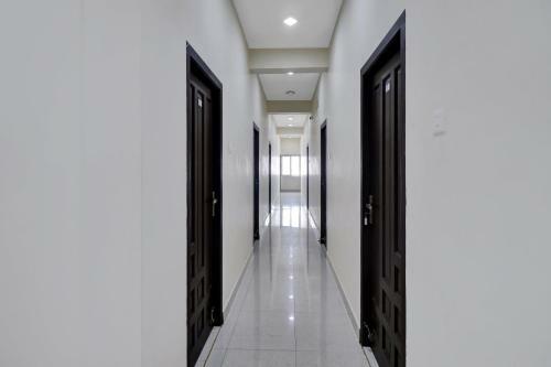 Hotel Oyo Flagship 83084 Kr Lodge