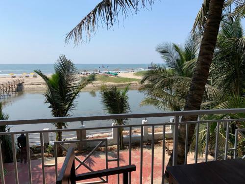 Hotel Chique Shanti Resort