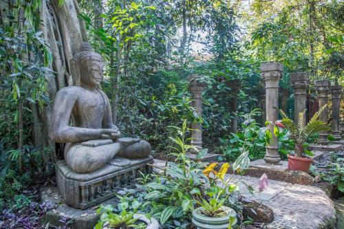 Villa Ishavilas By Lohono Stays