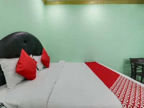 Oyo 78777 Hotel Uday Raj Palace