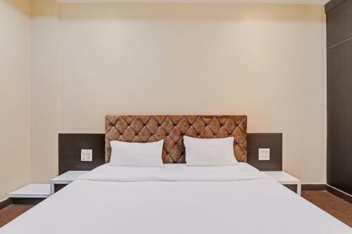Hotel Capital O 85177 Ss Grand