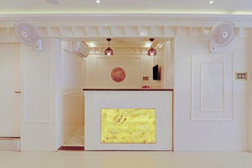 Hotel Capital O 85177 Ss Grand
