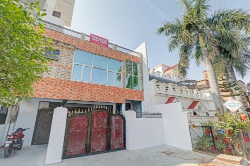 Hotel Oyo 86341 Paradise Guest House