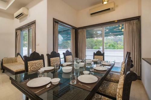 Villa Stayvista At Casa Serenity