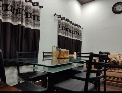 Friendzz Villa