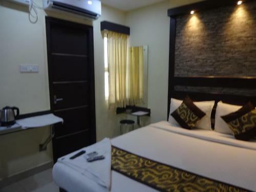 Hotel White Mount