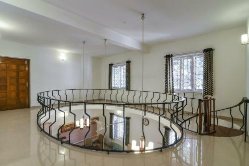Hostal Oyo Home 66153 Revive Inn T Nagar