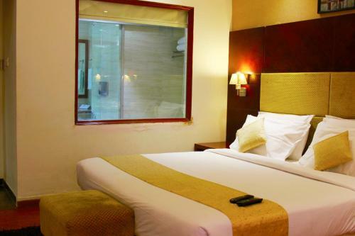 Hotel Royal Regency Lifotel By Crossway