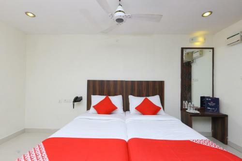 Hotel Collection O 83644 The Oaks Residency