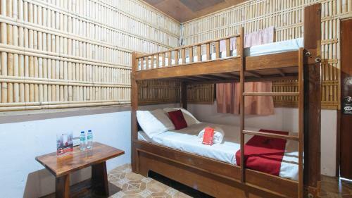 Hotel Reddoorz Hostel @megans Paradisio Beach Resort