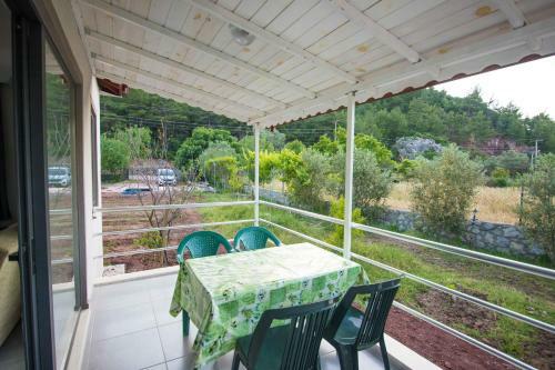 Uslu Home One Bedroom Daily Weekly Rentals