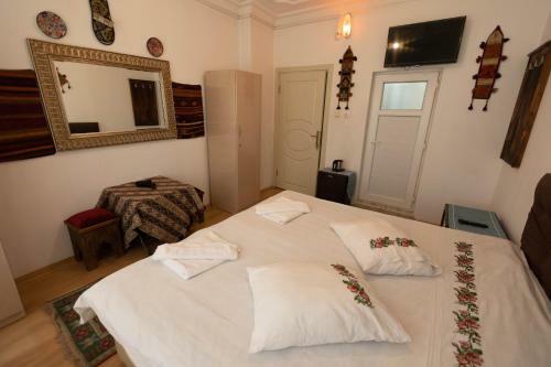 Akyol House