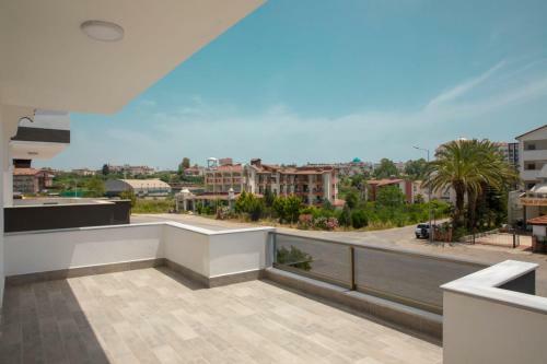 Sunrise Hill Villa With Private Pool