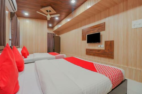 Hotel Oyo 79699 Snehaprabha The Landmark