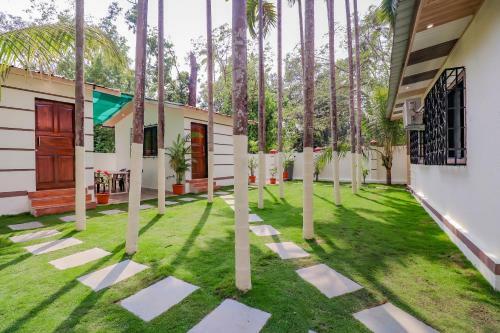 Hotel Oyo 79699 Snehaprabha The Landmark