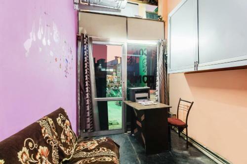 Vaccinated Staff - Spot On 60711 Hotel Radhe Inn