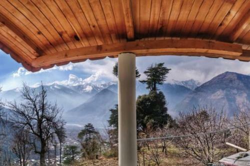 Rustling Pines Cottage Manali