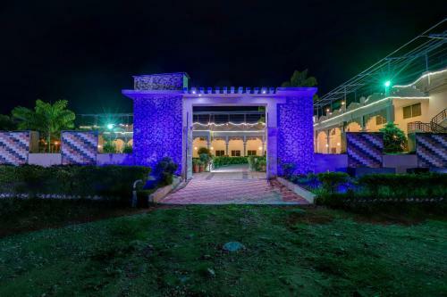 Hotel Ezzenza Royal Garden Brindavan Resort