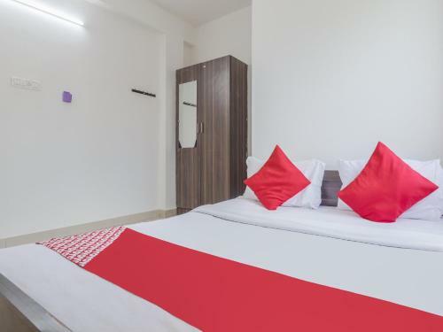 Oyo Flagship 83216 Milano Hotel Mysore