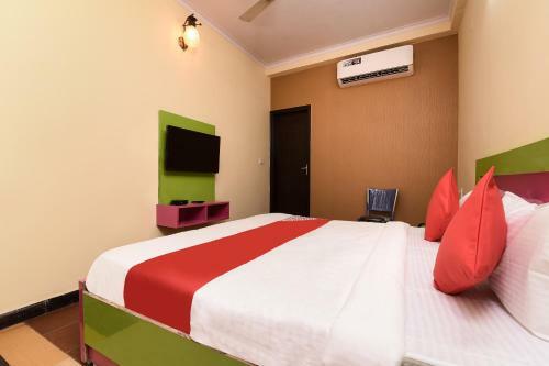 Hotel Oyo 18282 Kanchan Villa