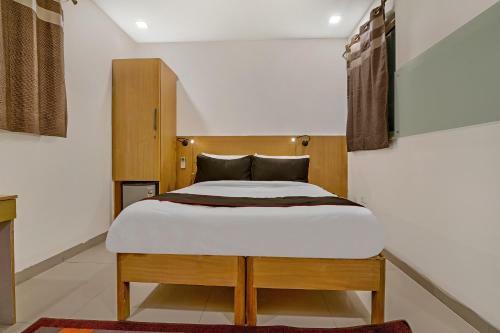 Hotel Collection O 37798 Maharaja Sadan
