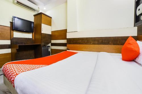Hotel Oyo 65163 Mahalaxmi Deluxe