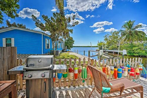 Matlacha Home With Boat Mooring And Gulf Access!