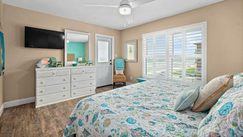 Sea Coast Gardens 401 By Teeming Vacation Rentals