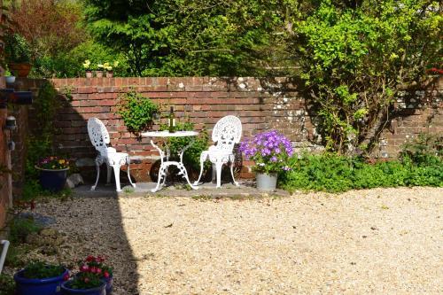 Bed & Breakfast Tresco House