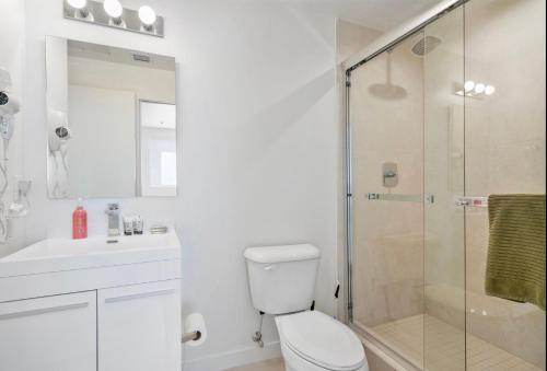 Lh Suites