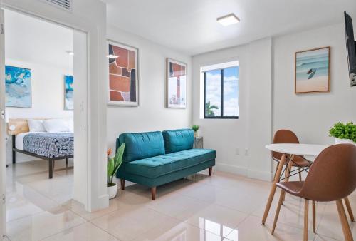 Lh Suites
