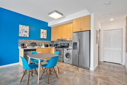 Little Havana 1 Bedroom Apartments