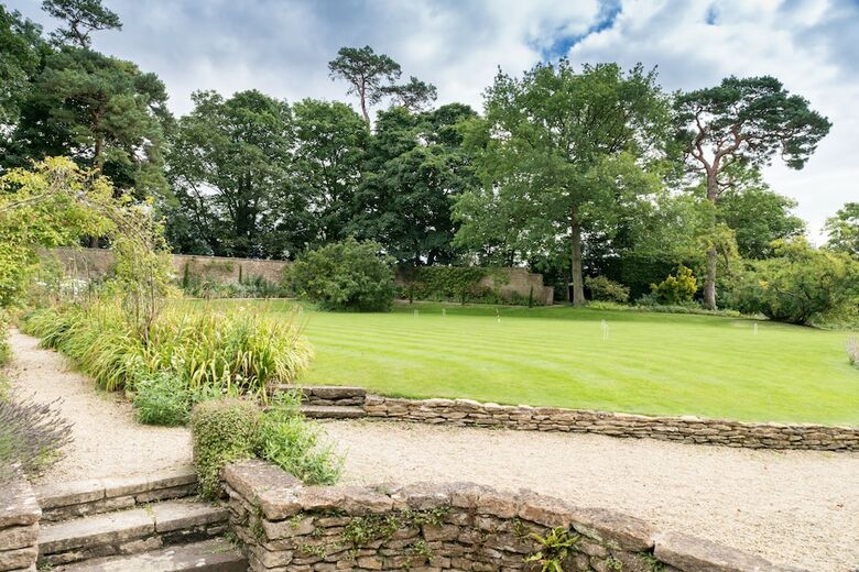 Guyers House Hotel
