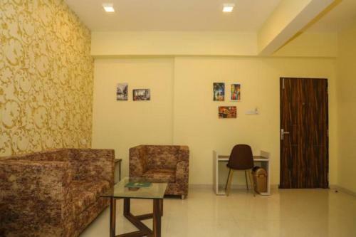 Hotel Golden - I