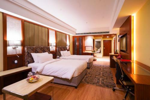 Hotel Babylon Capital