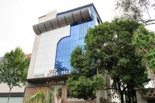 Hotel Capital O 81400 Vansh Palace