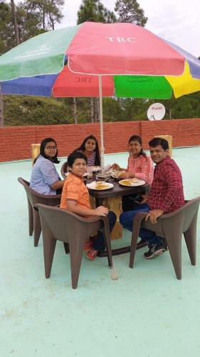 Hotel The Ranikhet Continental