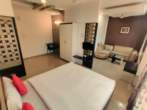 Hotel Anand