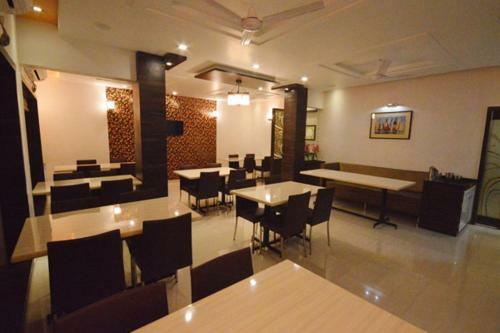 Hotel Anand