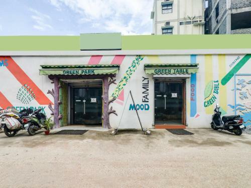 Hotel Oyo 82143 Green Park Sapan