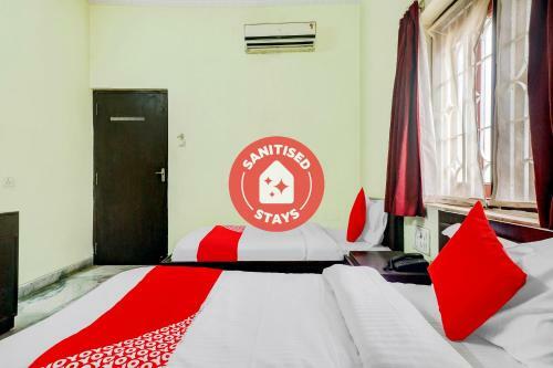 Hotel Oyo 81106 Safari Residencia