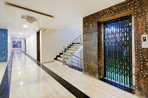 Townhouse 722 Hotel Pal Residency